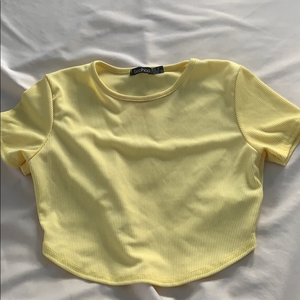 NWOT boohoo crop top